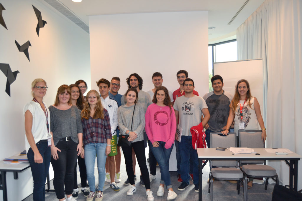 Bialystok students in a group picture